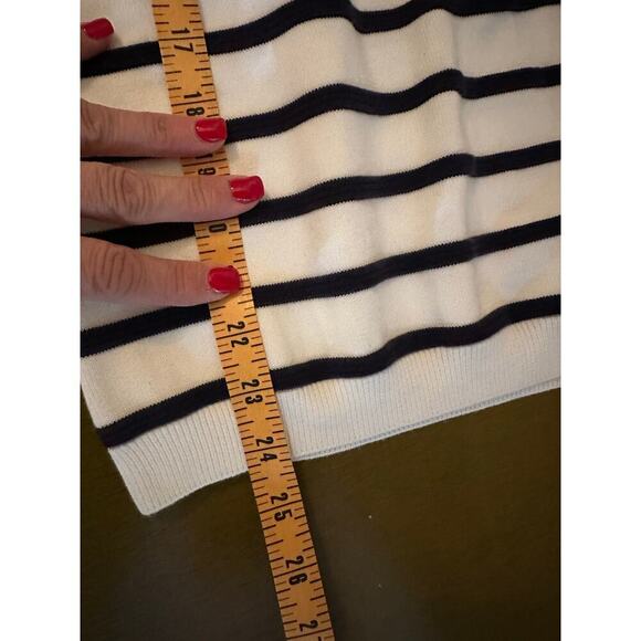 Banana Republic Women's White Blue Stripe Pattern cotton Sweater Size Small - Picture 6 of 8